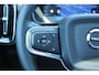 Volvo EX40 Single Motor Extended Range Ultra | Panoramisch schuif-/kanteldak | Verwarmbare voorstoelen + stuurwiel | Premium audio by Harman Kardon | 360 graden camera | Power Seats incl. Memory | Warmtepomp | Adaptieve cruise control & Pilot assist