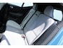 Volvo EX40 Single Motor Extended Range Ultra | Panoramisch schuif-/kanteldak | Verwarmbare voorstoelen + stuurwiel | Premium audio by Harman Kardon | 360 graden camera | Power Seats incl. Memory | Warmtepomp | Adaptieve cruise control & Pilot assist