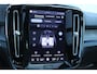Volvo EX40 Single Motor Extended Range Ultra | Panoramisch schuif-/kanteldak | Verwarmbare voorstoelen + stuurwiel | Premium audio by Harman Kardon | 360 graden camera | Power Seats incl. Memory | Warmtepomp | Adaptieve cruise control & Pilot assist