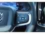 Volvo EX40 Single Motor Extended Range Ultra | Panoramisch schuif-/kanteldak | Verwarmbare voorstoelen + stuurwiel | Premium audio by Harman Kardon | 360 graden camera | Power Seats incl. Memory | Warmtepomp | Adaptieve cruise control & Pilot assist