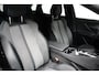 Peugeot 3008 1.6 HYbrid 225 Allure Pack Business Unieke Kilometerstand! | Camera | Climate | 18" Lichtmetaal | Digitaal Dashboard | Leder/Stof | Parkeersensoren | Achteruitrijcamera | Apple Carplay/Android Auto|telefoonintegratie premium | Cruise control