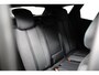 Peugeot 3008 1.6 HYbrid 225 Allure Pack Business Unieke Kilometerstand! | Camera | Climate | 18" Lichtmetaal | Digitaal Dashboard | Leder/Stof | Parkeersensoren | Achteruitrijcamera | Apple Carplay/Android Auto|telefoonintegratie premium | Cruise control