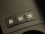 Toyota Auris 1.8 Hybrid Trend - ORIGINEEL NEDERLANDSE AUTO - ACHTERUITRIJCAMERA - AUTOMATISCHE CLIMATE CONTROL - NAVIGATIESYSTEEM FULL MAP - PANORAMADAK - CRUISE CONTROL - RIJSTROOKSENSOR - VERKEERSBORDDETECTIE - GROOTLICHTASSISTENT - DAB ONTVANGER - LICHTMETALEN VELGEN 16" - EXTRA GETINT GLAS - LED ACHTERLICHTEN