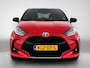 Toyota Yaris 1.5 Hybrid Executive limited | Head-Up Display | Parkeersensoren voor+achter | Stoel+stuurverwarming | draadloze telefoonlader | Apple CarPlay/Android auto | Cruise Control Adaptive |