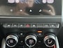Renault Clio 1.6 E-Tech Hybrid 140 Intens 360 CAMERA | STOEL-/STUURVERWARMING | CLIMATE CONTROL | CRUISE COTNROL |