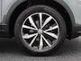 Volkswagen T-Roc 1.0 TSi 115 Pk Style | Stoel/Stuurverwarming | Adaptive Cruise | Panorama dak | Trekhaak | Camera | Climatronic | CarPlay | 17 Inch | 73.436 Km !!