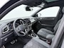 Volkswagen T-Roc 1.5 TSI R-Line | Pano dak | Trekhaak | Elek Achterklep | Camera | Navigatie | Stoelverwarming | 19" |