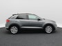Volkswagen T-Roc 1.5 TSi 150 Pk Style | Trekhaak | Panorama dak | Adaptive Cruise | Parkeersensoren | Climatronic | CarPlay | 18 Inch | 49.300 Km !!