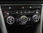 Volkswagen T-Roc 1.5 TSi 150 Pk Style | Trekhaak | Panorama dak | Adaptive Cruise | Parkeersensoren | Climatronic | CarPlay | 18 Inch | 49.300 Km !!