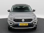 Volkswagen T-Roc 1.5 TSi 150 Pk Style | Trekhaak | Panorama dak | Adaptive Cruise | Parkeersensoren | Climatronic | CarPlay | 18 Inch | 49.300 Km !!