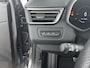 Renault Clio 1.6 E-Tech Hybrid 145 E-Tech Engineered | Pack Advanced Safety | Pack Lightning | Apple Carplay/Android Auto | cruise control | electronic climate control | lederen/stof bekleding | LED koplampen | lichtmetalen velgen 17" | navigatiesysteem |