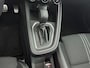 Renault Clio 1.6 E-Tech Hybrid 145 E-Tech Engineered | Pack Advanced Safety | Pack Lightning | Apple Carplay/Android Auto | cruise control | electronic climate control | lederen/stof bekleding | LED koplampen | lichtmetalen velgen 17" | navigatiesysteem |
