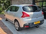 Peugeot 3008 1.6 VTi Première
