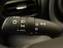 Toyota Yaris 1.5 Hybrid Dynamic - ORIGINEEL NEDERLANDSE AUTO - ACHTERUITRIJCAMERA - APPLE CARPLAY/ANDROID AUTO - ADAPTIEVE CRUISE CONTROL - KEYLESS ENTRY & START - LED KOPLAMPEN - VOLLEDIG DIGITAAL INSTRUMENTENPANEEL - RIJSTROOKSENSOR - VERKEERSBORDDETECTIE