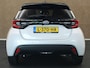 Toyota Yaris 1.5 Hybrid Dynamic - ORIGINEEL NEDERLANDSE AUTO - ACHTERUITRIJCAMERA - APPLE CARPLAY/ANDROID AUTO - ADAPTIEVE CRUISE CONTROL - KEYLESS ENTRY & START - LED KOPLAMPEN - VOLLEDIG DIGITAAL INSTRUMENTENPANEEL - RIJSTROOKSENSOR - VERKEERSBORDDETECTIE