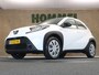 Toyota Aygo X 1.0 VVT-i MT Play - ORIGINEEL NEDERLANDSE AUTO - ACHTERUITRIJCAMERA - APPLE CARPLAY/ANDROID AUTO - ADAPTIEVE CRUISE CONTROL - RIJSTROOKSENSOR MET CORRECTIE - VERKEERSBORDDETECTIE - GROOTLICHTASSISTENT - AUTONOMOUS EMERGENCY BRAKING - DAB ONTVANGER - AIRCO - LED DAGRIJVERLICHTING - START/STOP SYSTEEM - LEDEREN STUURWIEL