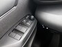 Toyota Yaris 1.5 Hybrid 115 Dynamic Comfort Pack | BTW voertuig | Dodehoek detectie | Stoel+stuurverwarming | Parkeersensoren voor+achter | Apple CarPlay/Android Auto | Cruise Control Adaptive |