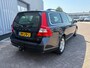 Volvo V70 2.4 D5 Automaat  Vakantie klaar!