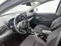 Toyota Yaris 1.5 Hybrid 115 Dynamic Comfort Pack | BTW voertuig | Dodehoek detectie | Stoel+stuurverwarming | Parkeersensoren voor+achter | Apple CarPlay/Android Auto | Cruise Control Adaptive |