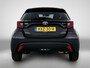 Toyota Yaris 1.5 Hybrid 115 Dynamic Comfort Pack | BTW voertuig | Dodehoek detectie | Stoel+stuurverwarming | Parkeersensoren voor+achter | Apple CarPlay/Android Auto | Cruise Control Adaptive |