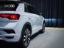 Volkswagen T-Roc 1.5 TSI Sport Business R-Line |DSG|Virtual|ACC|Camera|Stoelverwarming|Trekhaak|Lane Assist