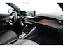 Peugeot 2008 1.2 Hybrid 136 Style Climate | Carplay | Cruise | Parkeersensoren Achter | LED | DAB | Airco (automatisch) | Apple Carplay/Android Auto|telefoonintegratie premium | Centrale deurvergrendeling met afstandsbediening