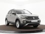 Volkswagen T-Cross 1.0 TSI 95pk Life · Apple/Android Car Play · Lederen Bekleding · Stoelverwarming · Dodehoeksensor · ACC ·