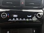 Toyota Yaris Cross 1.5 Hybrid 115 First Edition Comfort Pack | BTW voertuig | Dodehoek detectie | Stoel+stuurverwarming | Parkeersensoren voor+achter | Apple CarPlay/Android Auto | Cruise Control Adaptive |