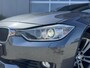 BMW 3-Serie 320i Upgrade Edition Automaat | Navigatie | Cruise | Climate | Sensoren | Lichtmetaal