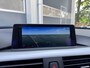 BMW 3-Serie 320i Upgrade Edition Automaat | Navigatie | Cruise | Climate | Sensoren | Lichtmetaal