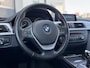 BMW 3-Serie 320i Upgrade Edition Automaat | Navigatie | Cruise | Climate | Sensoren | Lichtmetaal