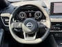 Nissan Qashqai 1.3 MHEV Xtronic Tekna Plus / Fabrieksgarantie tot 9-2028 / Panorama dak / HUD / BOSE audio / Leder / Stuur- en stoelverwarming / 1.800 kg trekgewicht /  Navigatie / Apple Carplay Android / 20" LM wielen & All Season banden /