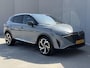 Nissan Qashqai 1.3 MHEV Xtronic Tekna Plus / Fabrieksgarantie tot 9-2028 / Panorama dak / HUD / BOSE audio / Leder / Stuur- en stoelverwarming / 1.800 kg trekgewicht /  Navigatie / Apple Carplay Android / 20" LM wielen & All Season banden /