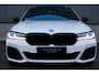 BMW 5-Serie Touring 520i High Executive M-Sport/Panorama/Lee