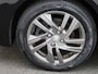 Peugeot 208 1.2 PureTech Active Pack | 1e-EIG | Navi | CarPlay | Airco | Cruise Control | Lichtmetalen Velgen |