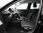 Peugeot 208 1.2 PureTech Active Pack | 1e-EIG | Navi | CarPlay | Airco | Cruise Control | Lichtmetalen Velgen |