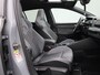 Volkswagen Golf 1.5 eTSI Aut. R-Line | Panoramadak | IQ Light | BlackStyle | Winterpakket | HeadUp Display | 18" Velgen |