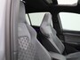 Volkswagen Golf 1.5 eTSI Aut. R-Line | Panoramadak | IQ Light | BlackStyle | Winterpakket | HeadUp Display | 18" Velgen |