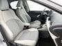 Toyota Yaris 1.5 Hybrid Style | BTW Voertuig | lichte kleur interieur | Half leder/stof | Stoelverwarming | 17" velgen | Navigatie | Apple CarPlay/Android auto | Cruise Control Adaptive | Climate Control |