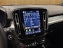 Volvo XC40 2.0 B4 Plus Dark | BLIS | Verwarmde Voorstoelen | Camera | Keyless start / entry | Harman Kardon |