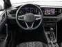 Volkswagen Polo 1.0 TSI 95pk DSG R-Line · Camera · Stoelverwarming · Apple/Android Car Play · Info Active Display ·
