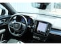 Volvo XC40 2.0 B4 Plus Dark | Google Services | Achteruitrijcamera | Harman/Kardon audio | Bestuurdersstoel met geheugenfunctie | Apple carplay | Android auto | Stoel/stuurwiel verwarming | Semi elektrische trekhaak