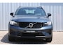 Volvo XC40 2.0 B4 Plus Dark | Google Services | Achteruitrijcamera | Harman/Kardon audio | Bestuurdersstoel met geheugenfunctie | Apple carplay | Android auto | Stoel/stuurwiel verwarming | Semi elektrische trekhaak