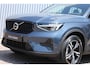 Volvo XC40 2.0 B4 Plus Dark | Google Services | Achteruitrijcamera | Harman/Kardon audio | Bestuurdersstoel met geheugenfunctie | Apple carplay | Android auto | Stoel/stuurwiel verwarming | Semi elektrische trekhaak