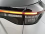 Toyota Yaris Cross 1.5 Hybrid Dynamic Limited | Trekhaak afneembaar | Parkeersensoren voor+achter | Stoelverwarming | Apple CarPlay/Android auto | Navigatie | Cruise Control Adaptive | Achteruitrijcamera |