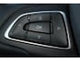 Ford Focus 1.0-125pk Titanium. Uiterst nette Ford Focus, slechts 54.000km ! Autm. airco dual, trekhaak, cruise control, navigatie, telefoonnvoorb., metallic lak, LM wielen, camera, parkeersensoren v+a, parkeerassistent etc.