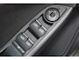Ford Focus 1.0-125pk Titanium. Uiterst nette Ford Focus, slechts 54.000km ! Autm. airco dual, trekhaak, cruise control, navigatie, telefoonnvoorb., metallic lak, LM wielen, camera, parkeersensoren v+a, parkeerassistent etc.
