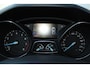 Ford Focus 1.0-125pk Titanium. Uiterst nette Ford Focus, slechts 54.000km ! Autm. airco dual, trekhaak, cruise control, navigatie, telefoonnvoorb., metallic lak, LM wielen, camera, parkeersensoren v+a, parkeerassistent etc.