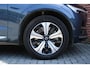 Volvo XC60 2.0 T6 Plug-in hybrid AWD Essential Bright | Stoel-/ stuurwielverwarming | Trekhaak, inklapbaar | Adaptieve Cruise control | Pilot Assist | Verwarmde achterbank | Parkeersensoren voor + achter | 19 inch. lichtmetalen velgen | All-season banden | Achteruitrijcamera | BLIS | Apple carplay/ Android auto