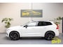 Volvo XC60 2.0 Recharge T8 AWD R-Design | Pano | 20 inch | Stoelventilatie | HUD | Harman Kardon | Memory beide kanten | Camera | ACC | BLIS